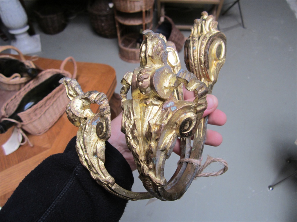 architectural/01052012antique_gilt_bronze_tiebacks_014.jpg